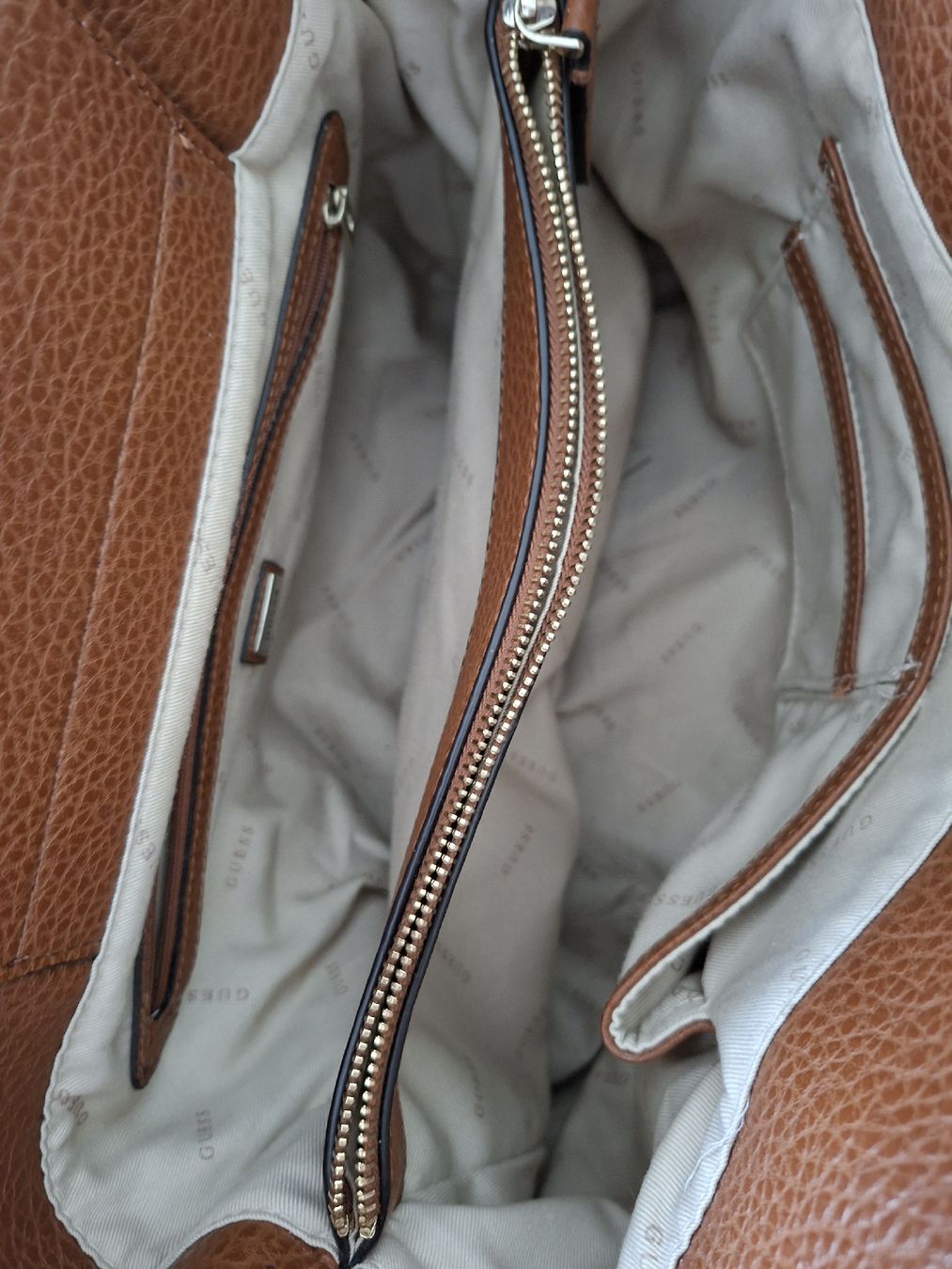 Guess Borse da donna: Sac à main Guess marron, – Usato da Renens VD venduto da ser_j2fn 8