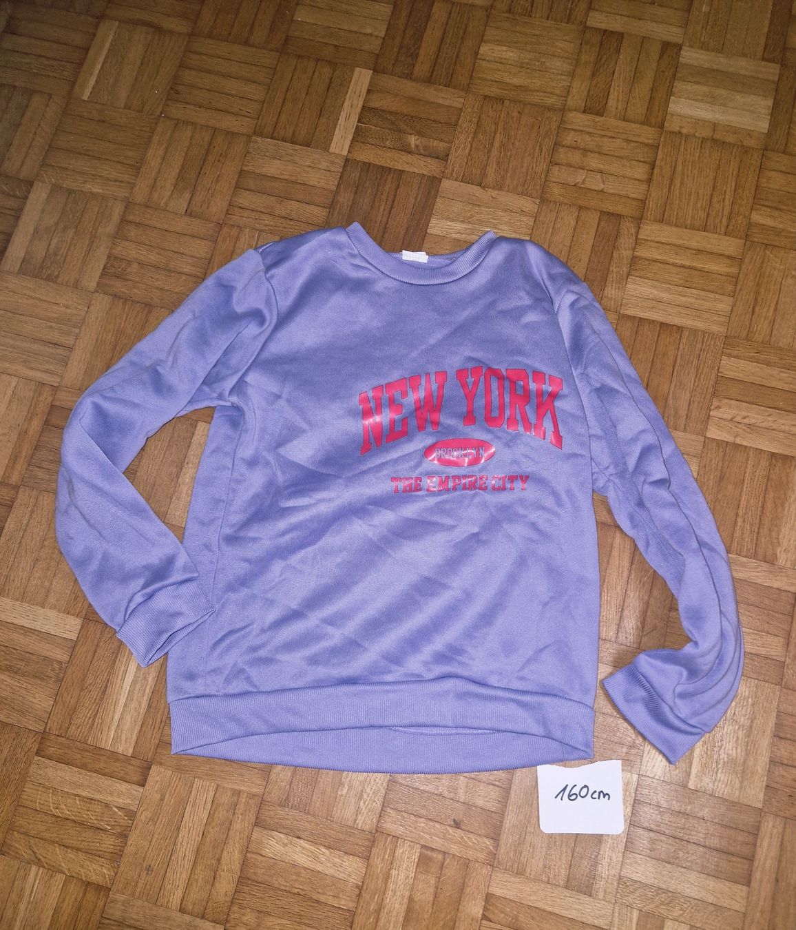 Pulls et sweat-shirts: Pullover 160cm – D'occasion à Stüsslingen par white_angel86
