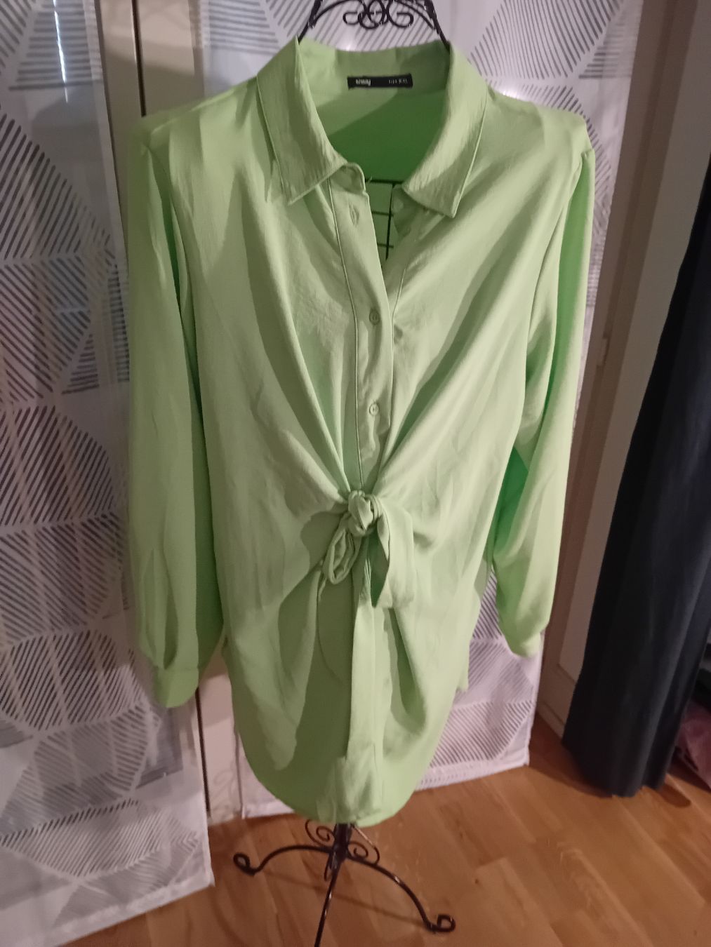 Camicette: long bluse kleid gr XXL – Nuovo (secondo la descrizione) da zürich venduto da janjaz