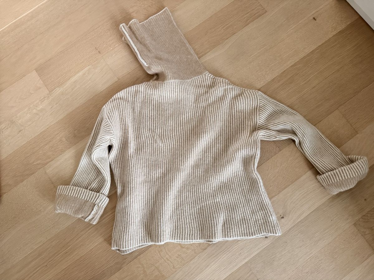 C&A Maglioni & Felpe: C&A Kaschmir Rollkragenpullover Gr. S gerippt beige warm – Usato da Staad SG venduto da Chirrari 3