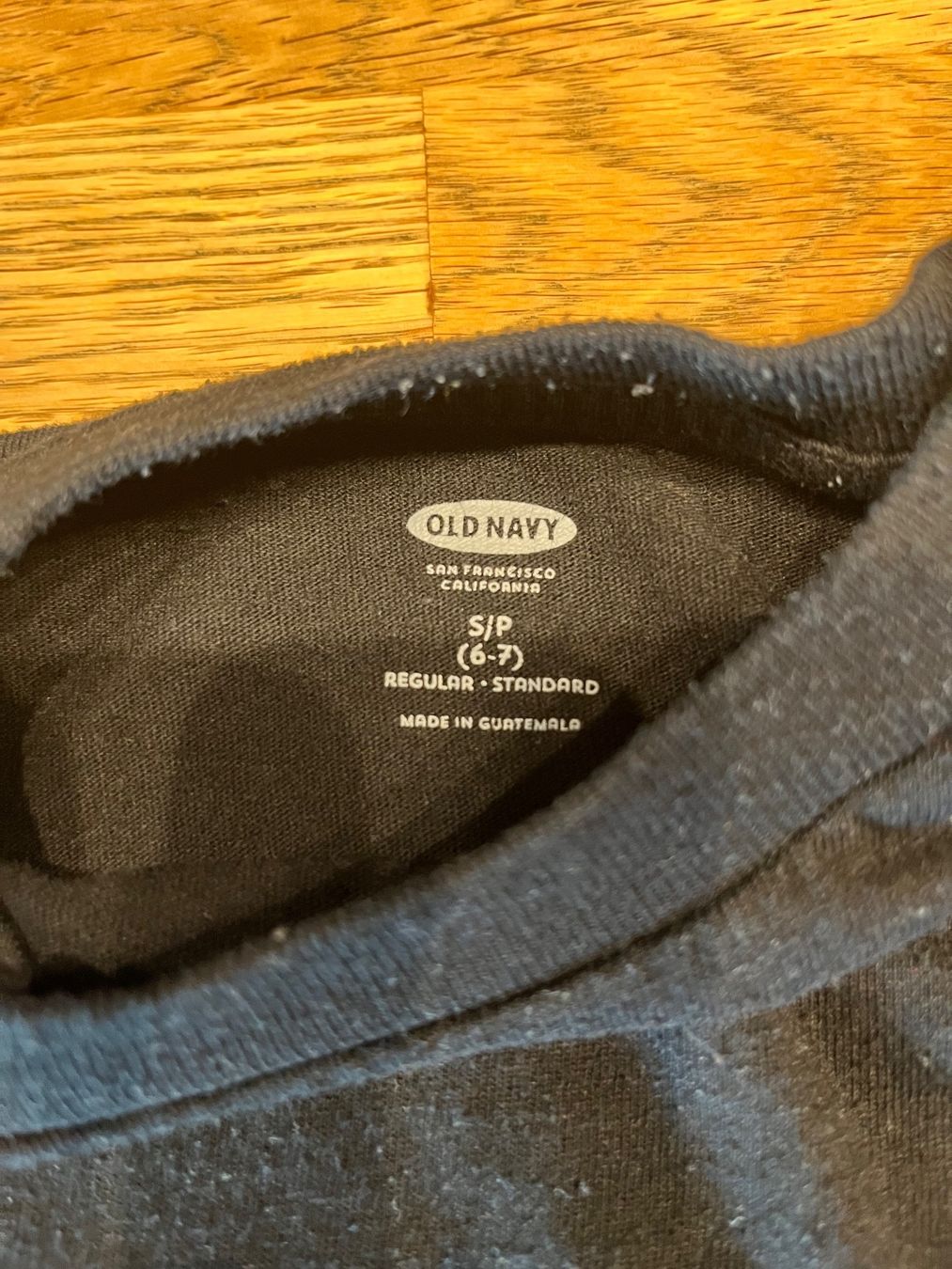 Maglioni & Felpe: Old Navy Langarmshirt Gr.122-128 – Usato da Oberdorf SO venduto da sa-na 1