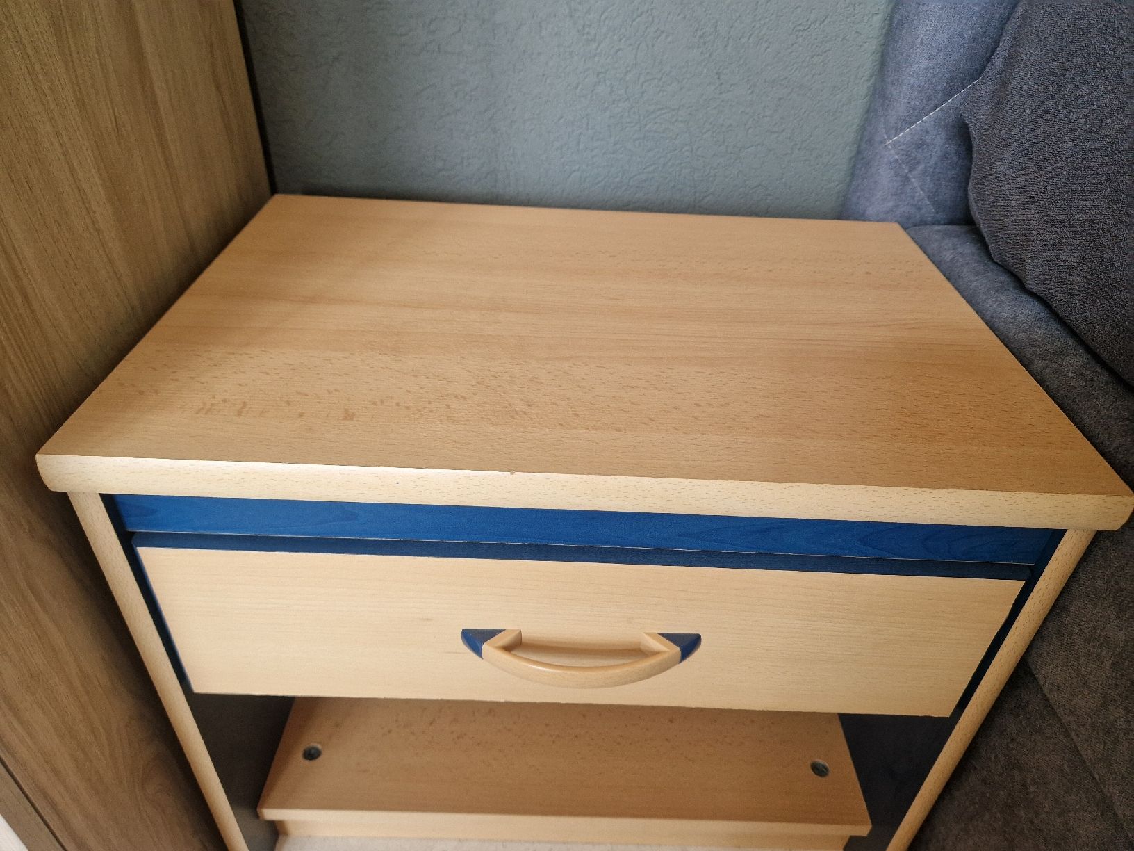 Ikea Nachttische: Kinder Nachttisch in gutem Zustand – Gebraucht aus Unterseen von Blueeye 1