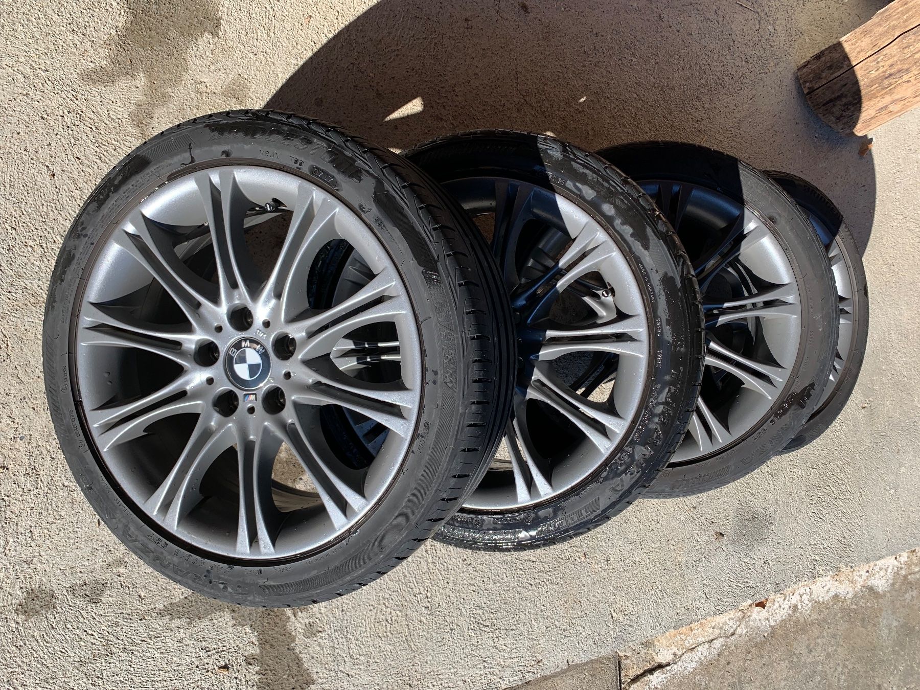 BMW Cerchioni: 4 Alufelgen mit Sommerpneu (BMW - E60) – Usato da Nidfurn venduto da cejeisda