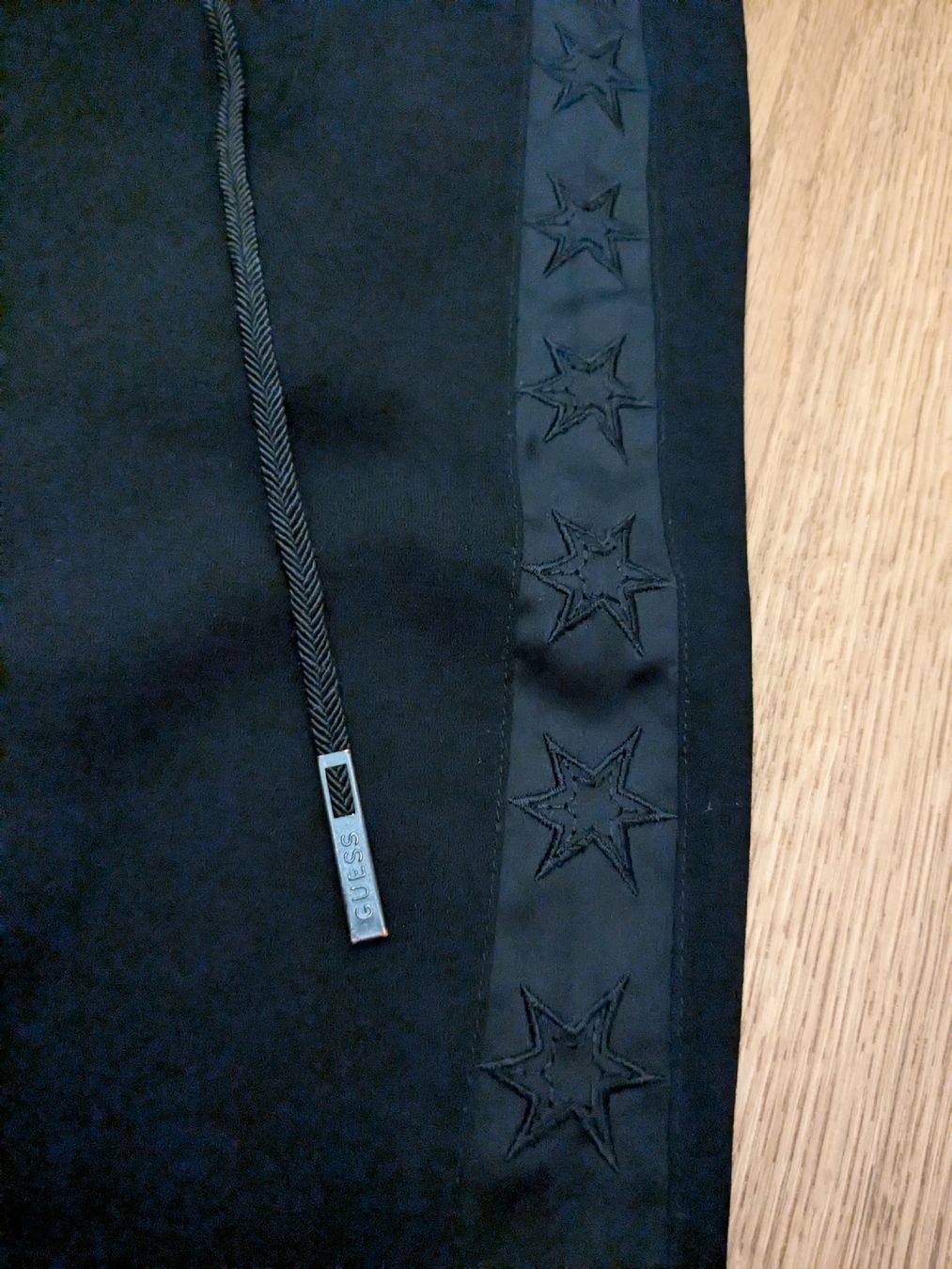 Guess Hosen: Guess Hose Damen schwarz Gr. 25 – Gebraucht aus Küssnacht am Rigi von schweizerrose 2