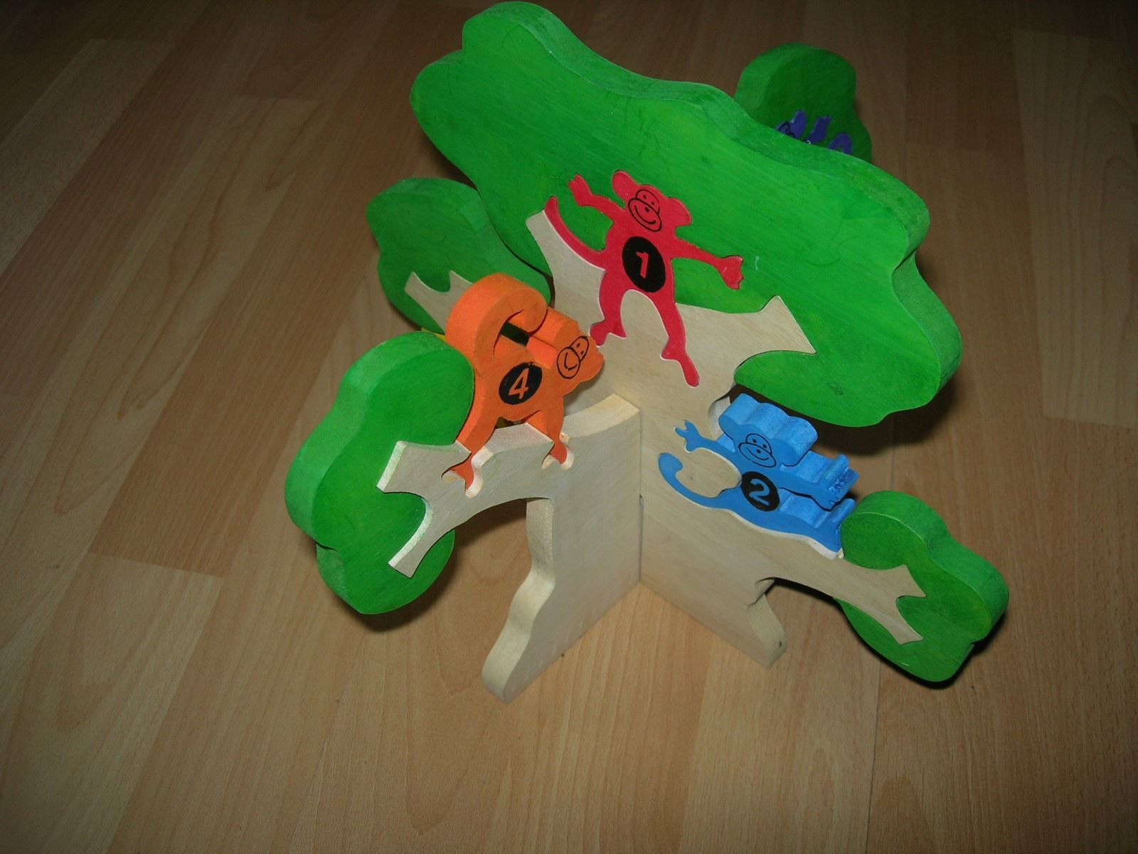 Puzzle: Holz Puzzle Affen auf Baum – Nuovo (secondo la descrizione) da Hornussen venduto da Corvette- 1