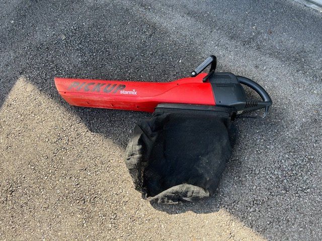 Staubsauger & Zubehör: Aspirateur-souffleur à feuilles – Gebraucht aus Goumoens-la-ville von Lemeilleurprix