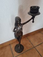 Kerzenständer Figur Frau Metall dunkel gebraucht
