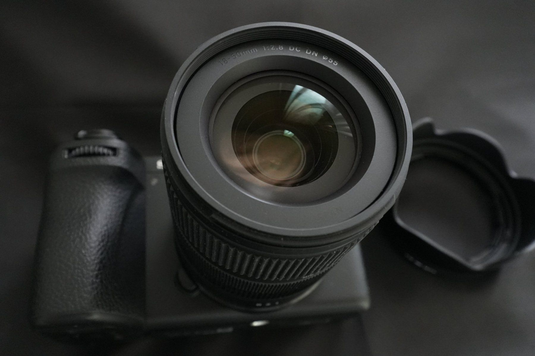Sony Fotocamera: Sony A6700 + Sigma 18.50mm F2.8 DC DN – Nuovo (secondo la descrizione) da Elsau venduto da mmue56 4