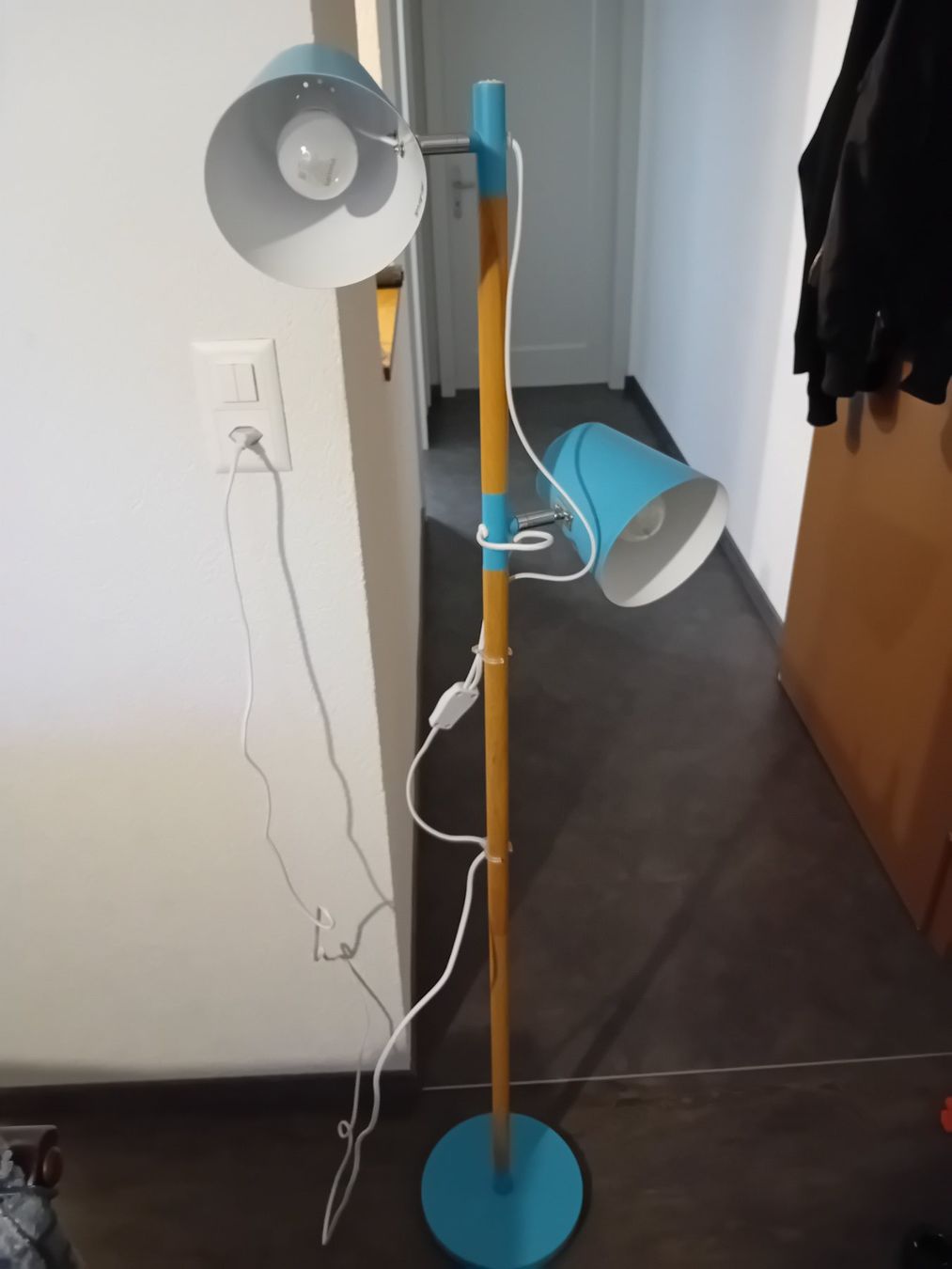 Lampade: Lampe sur pied  bleue – Nuovo e nell'imballaggio originale da St-Imier venduto da Wolf313 1