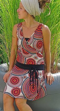 Flower Power Sommerkleidchen NEU