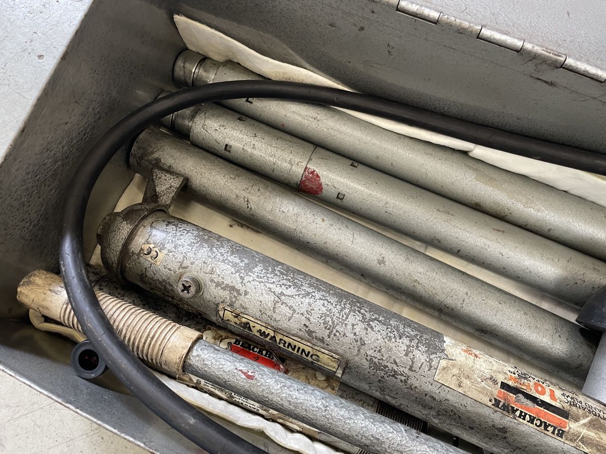 Tutte le macchine: Hydraulikpresse 10to – Difettoso da Flaach venduto da Binz 3