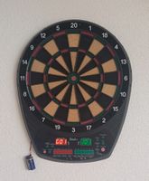 Elektronische Dartscheibe mit viel Zubehör 