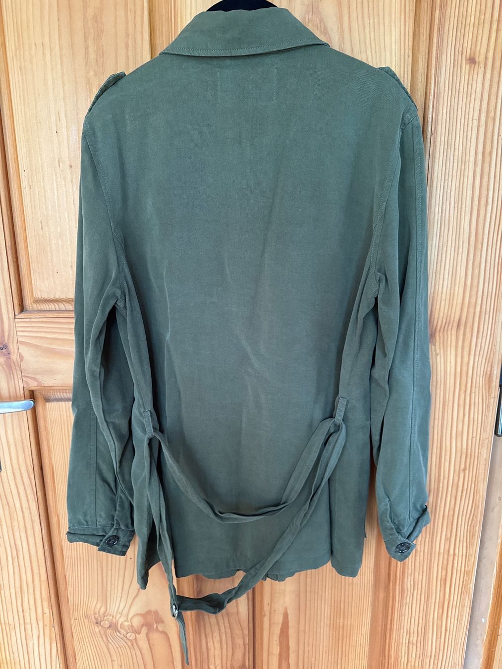 Giacche: jacke bikbok – Usato da gurzelen venduto da malu04 3