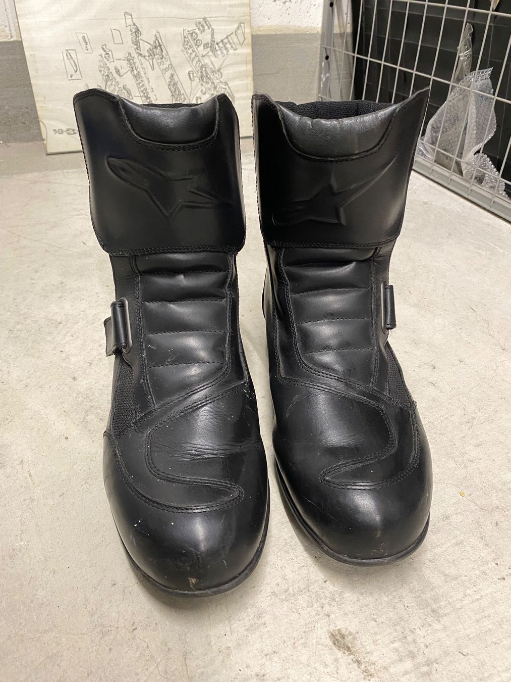 Alpinestars Scarpe da uomo: Alpinestars Motorradstiefel Gr. 44 Schwarz – Usato da Dübendorf venduto da ani_hlk2