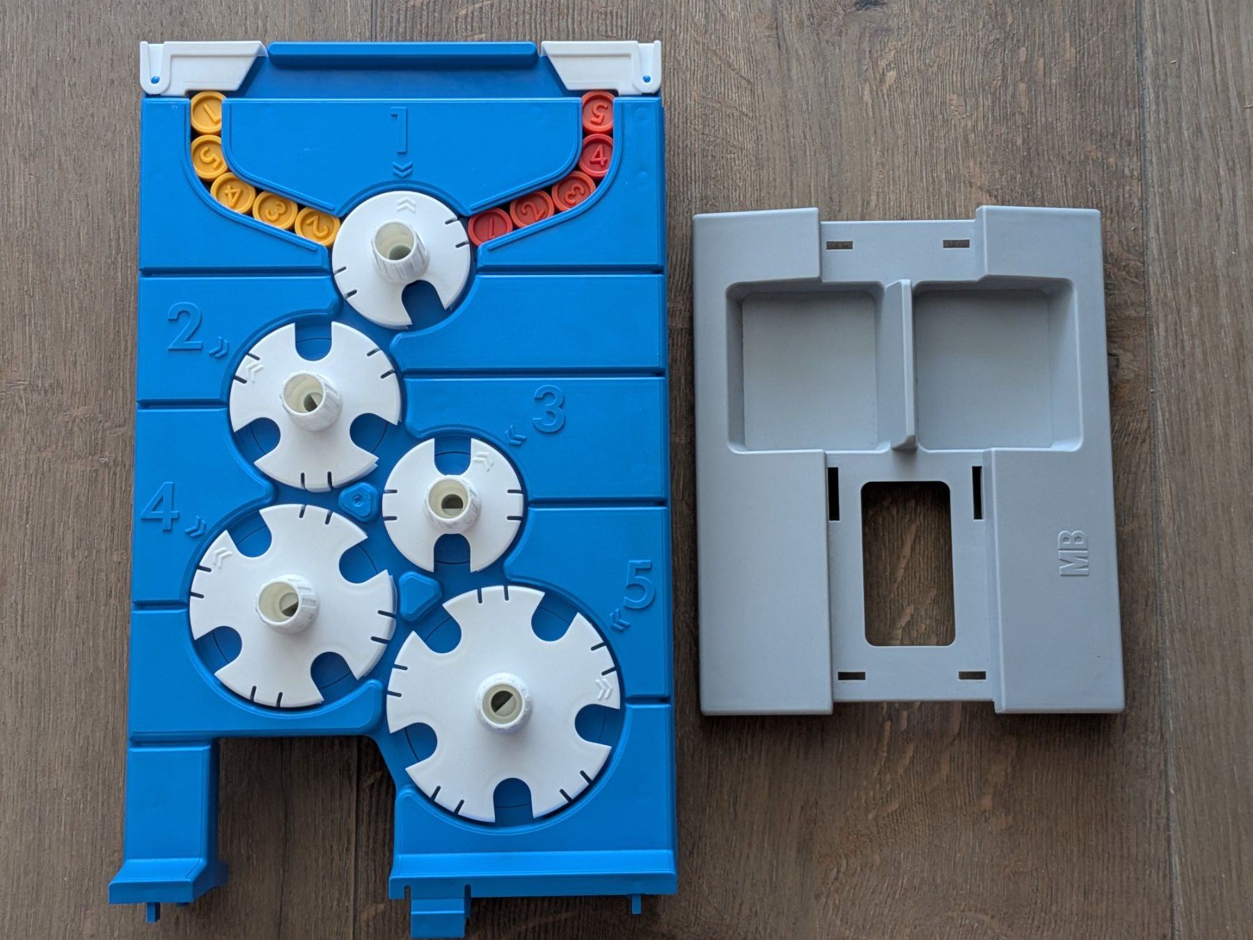 Hasbro Jeux: Original MB Spiele Slotter – D'occasion à Port par gecotom 2