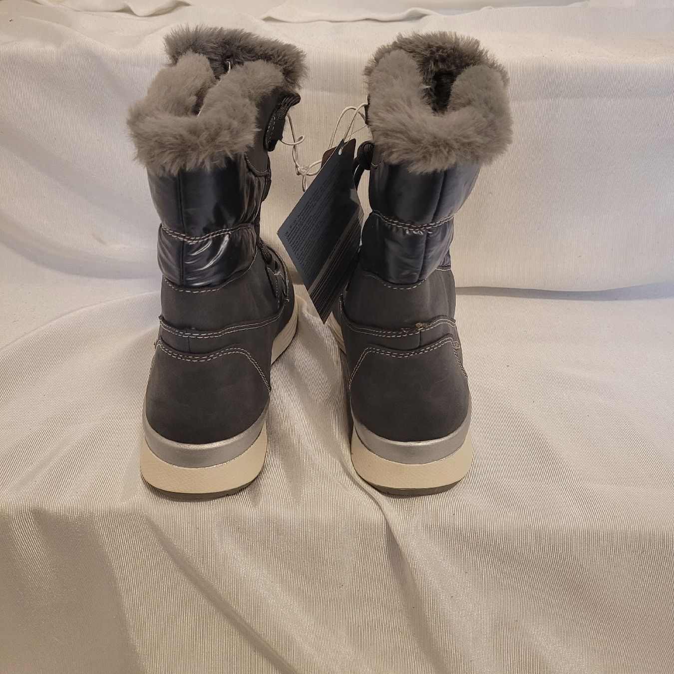 Damenschuhe: Damen Winterstiefel 38 neu – Neu (gemäss Beschreibung) aus Niederbuchsiten von klengyel 2
