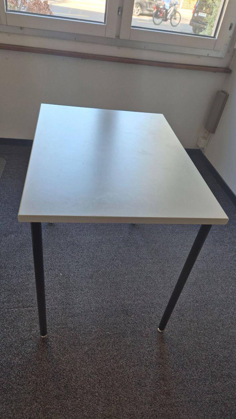 Tables: Tisch – D'occasion à Stettlen par kur_ss2z 1