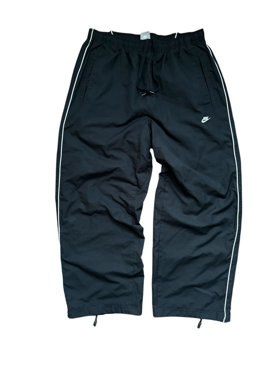Nike Pantaloni: Original Nike Vintage Trackpants Gr. XL – Usato da Homburg venduto da swiss_vintage