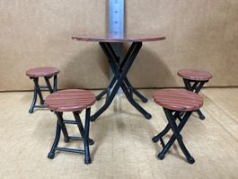 5 Stück Miniaturen Falttische Hocker Esstisch Möbel Set