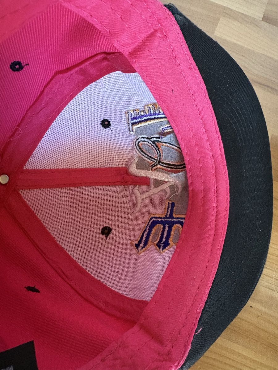 Autres vêtements & accessoires: Cap / Mütze / Love  – Neuf (Voir description) à Rümlang par euqinom16 3