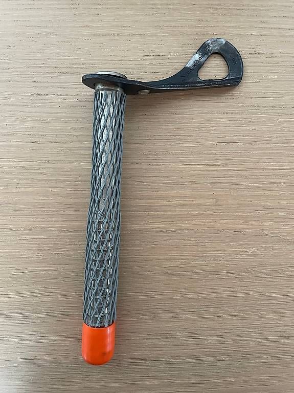 Attrezzatura da arrampicata: Black Diamond Eisschraube 19cm – Usato da Dietlikon venduto da jos_2sxc