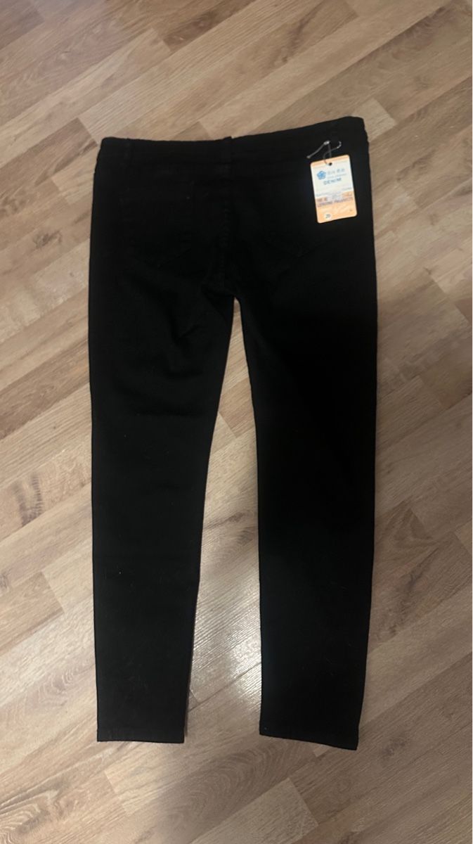 Jeans: Jeans denim noirs neufs taille 29 – Neu und originalverpackt aus Boussens von sko_9w6t