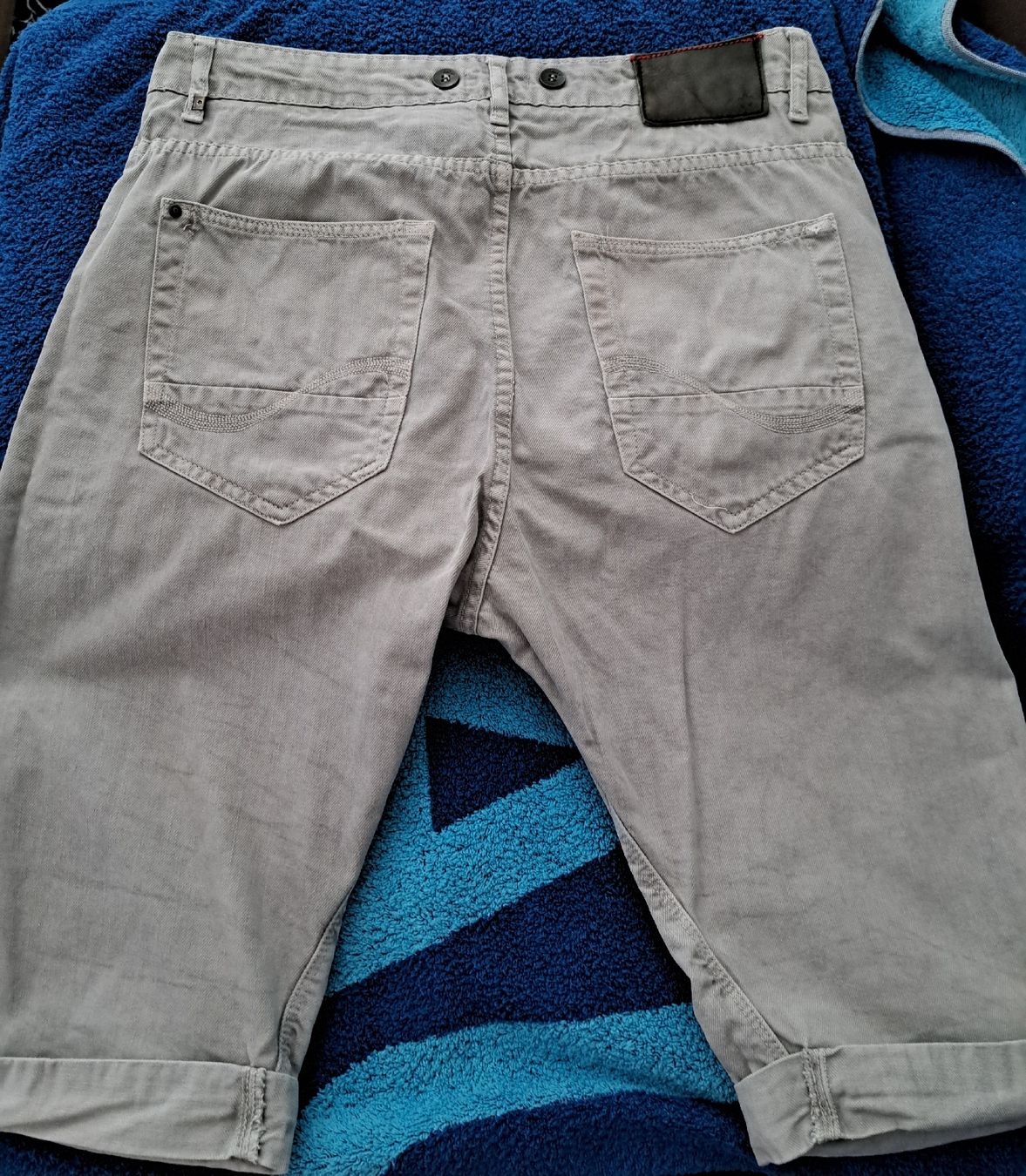 Pantaloni: Kurze Hose celio Gr.40 grau – Usato da Bellach venduto da TORA4 1