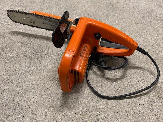 Stihl Seghe: Stihl Elektrokettensäge E10 – Usato da Niederhasli venduto da Tigerproduct 4