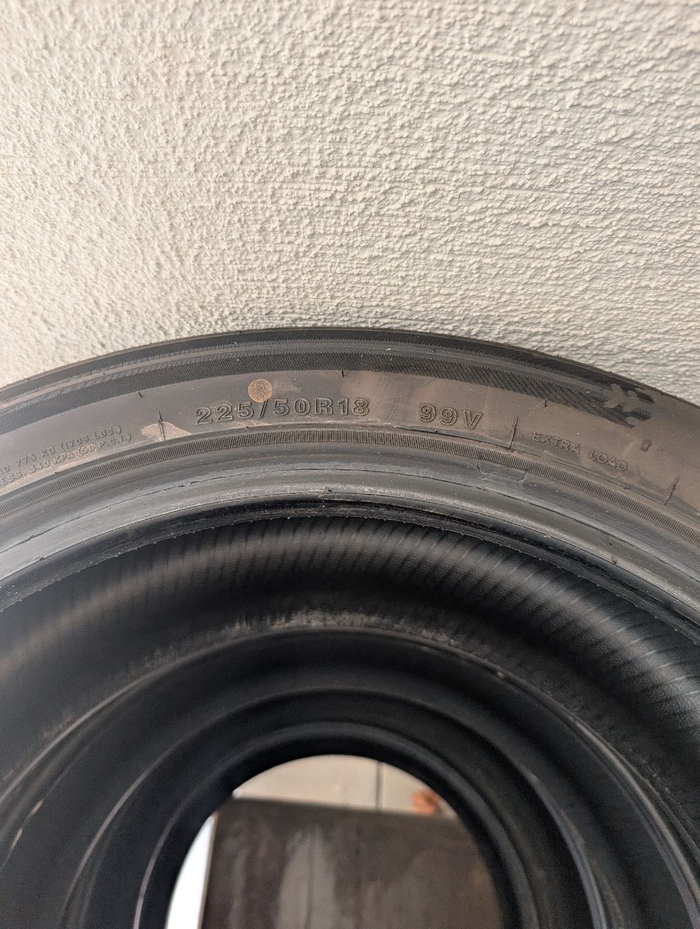 Pneumatici & Ruote complete: 4x Gripmax SureGrip Pro Winter Tyres – Usato da Flüelen venduto da mark.boats 4