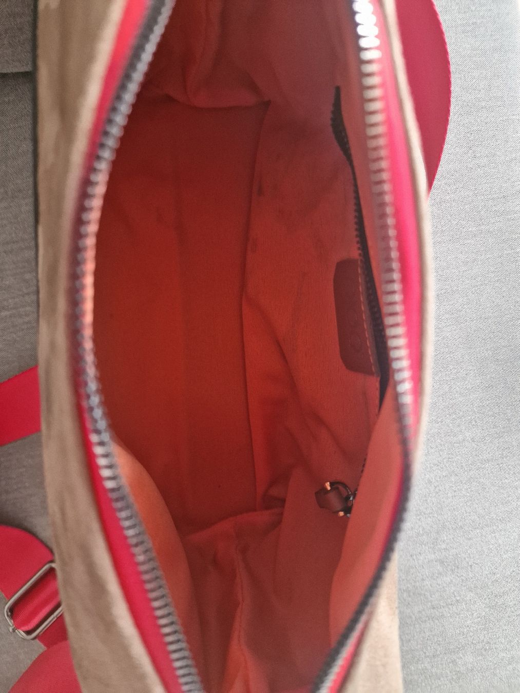Taschen für Damen: New Crossbody Bag-Vegan material – Neu (gemäss Beschreibung) aus Zürich von yam_rct6 6