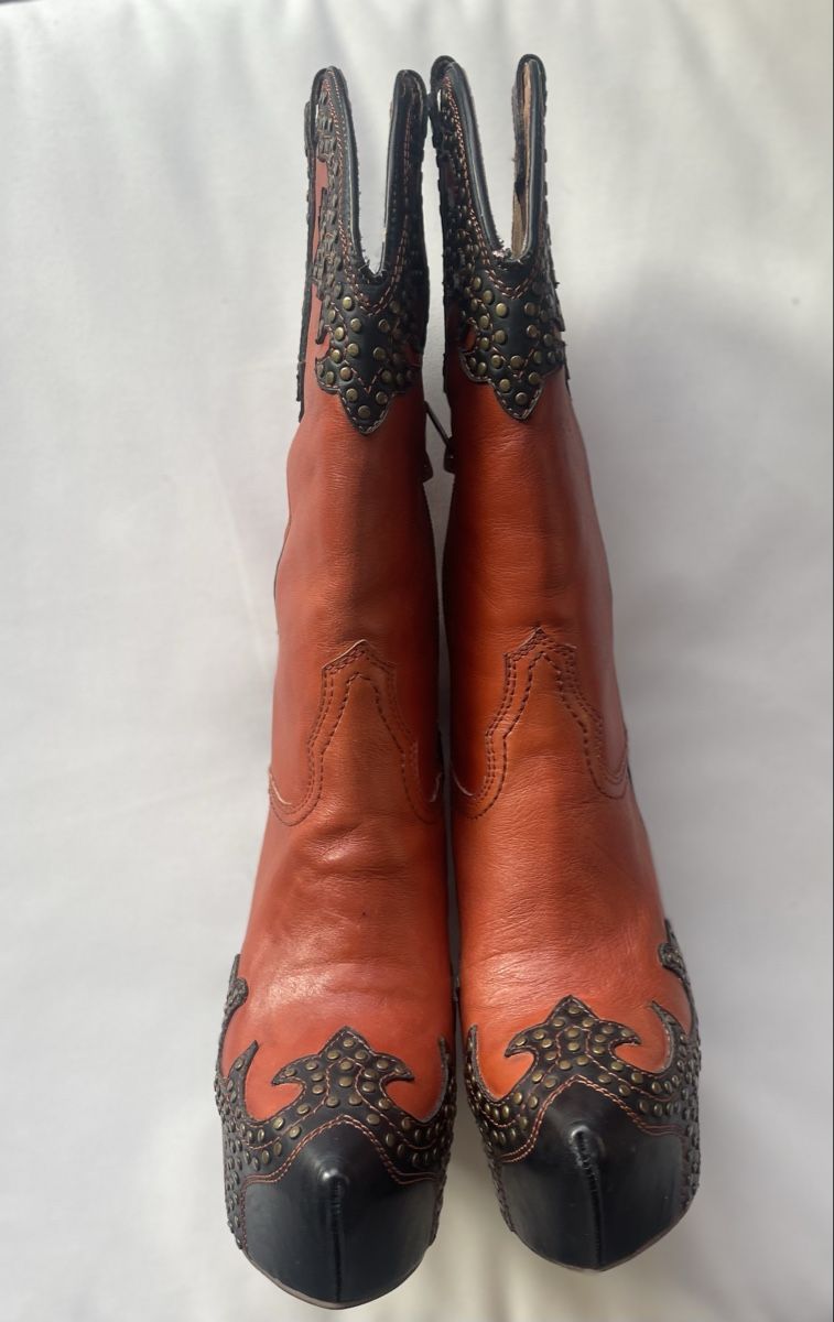 Scarpe da donna: Jeffrey Campbell Plateau-Westernstiefe – Nuovo (secondo la descrizione) da Dietikon venduto da MCage 4