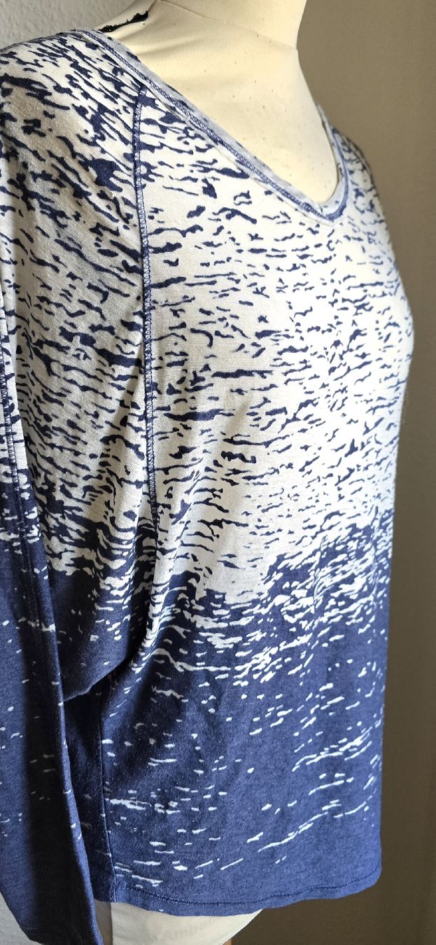 Zara Top: Top oversize bleu et blanc, manches longues taille S – Usato da Genève venduto da Saleena 6