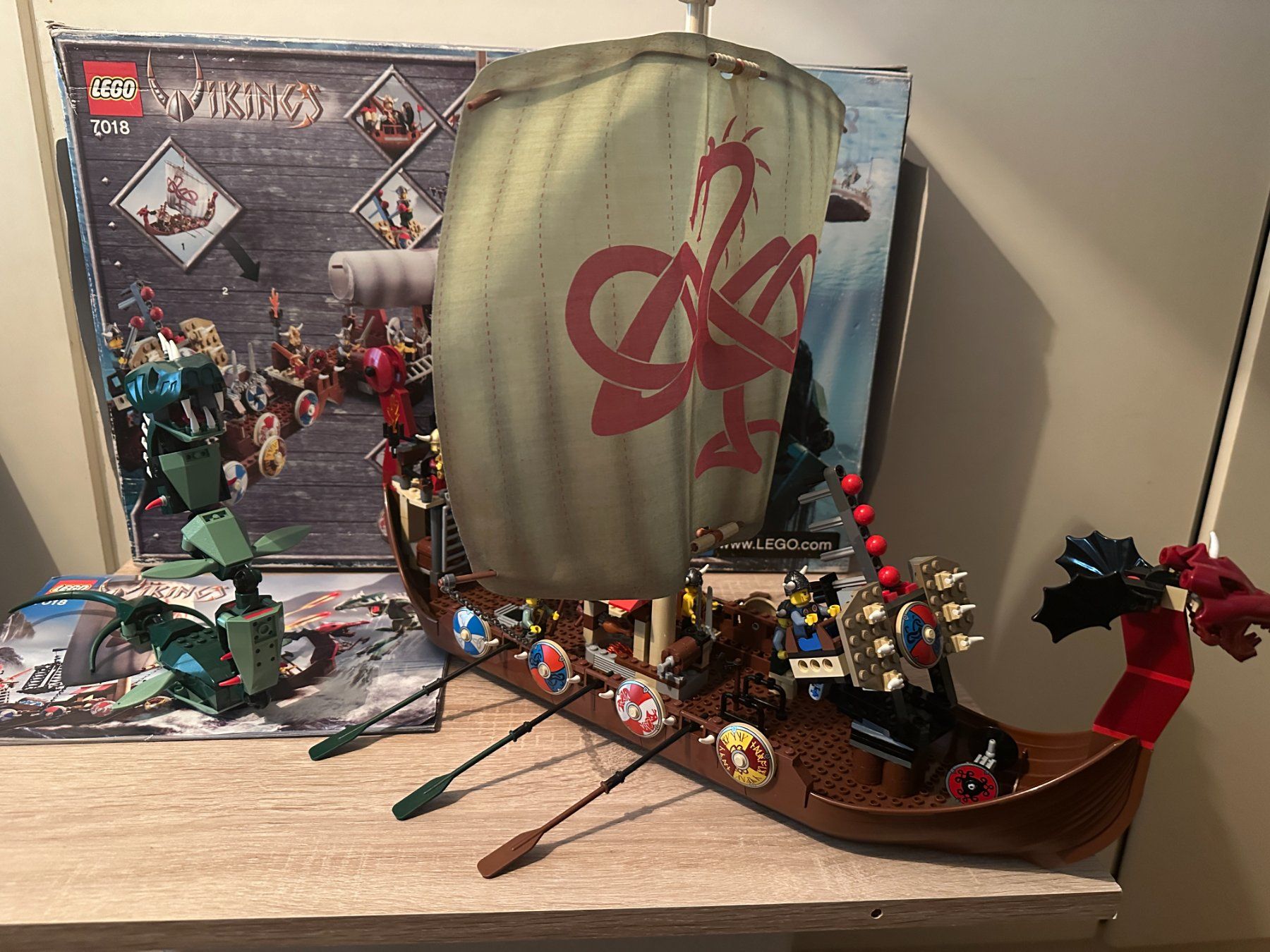 Lego Kit di costruzioni: LEGO 7018 Viking Ship challenges the Midgard Serpent – Usato da Basel venduto da Don-Angel 3