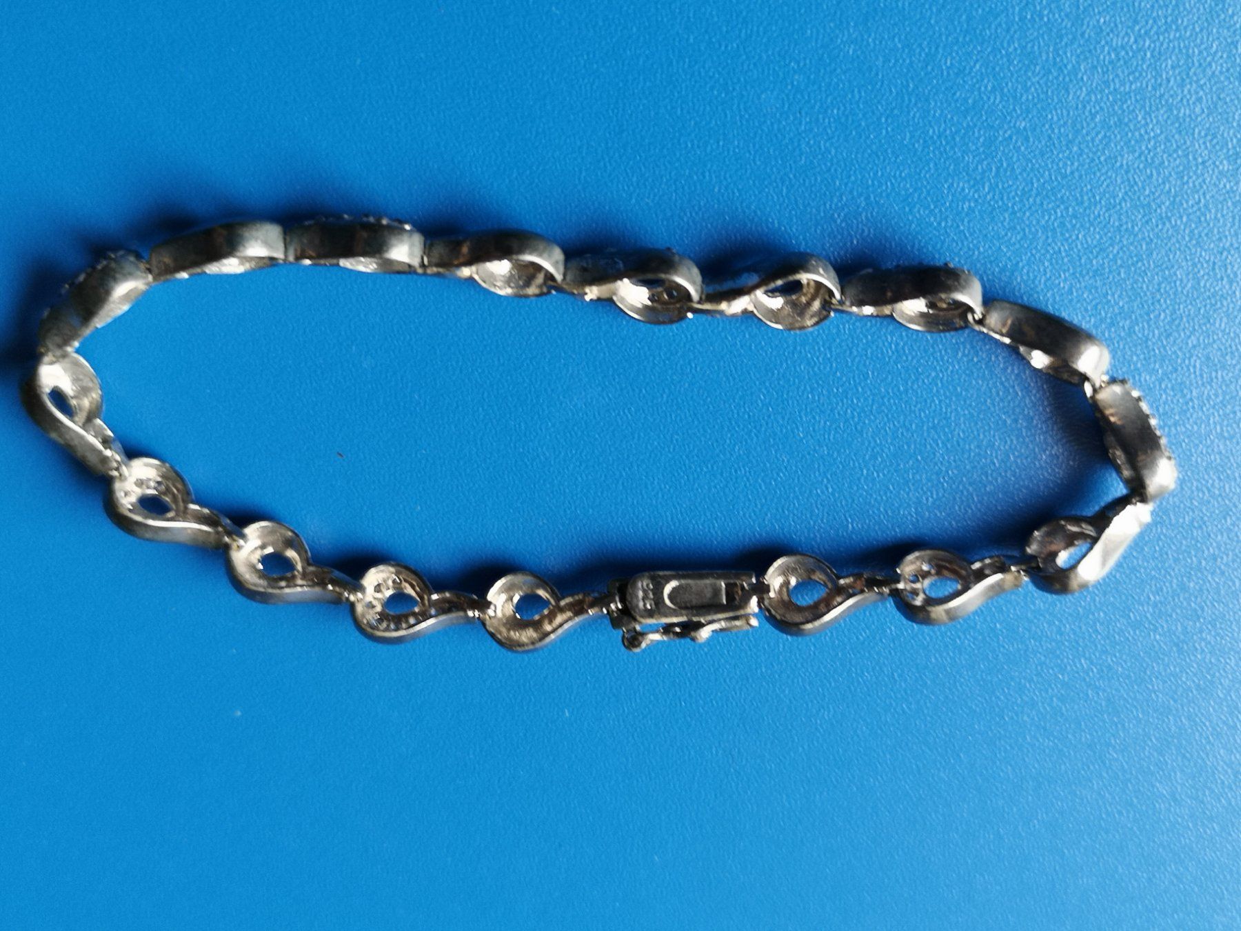 Armbänder & -reifen: Sehr schöne Silber Armband 925 – Gebraucht aus Schaffhausen von Leveron13 4