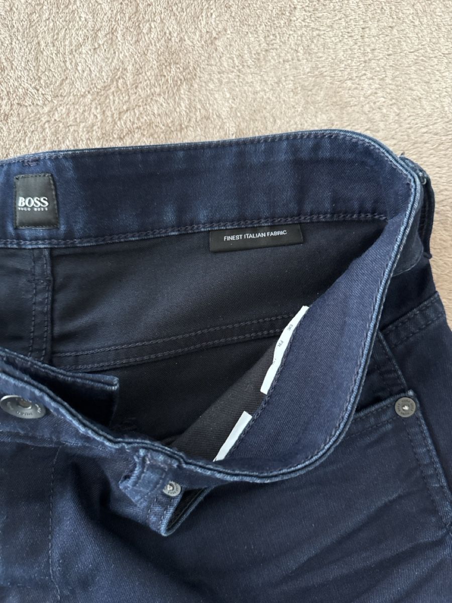 Hugo Boss Jeans: Boss Jeans 32/31 in Dunkelblau – Usato da Neftenbach venduto da Blade230S 4