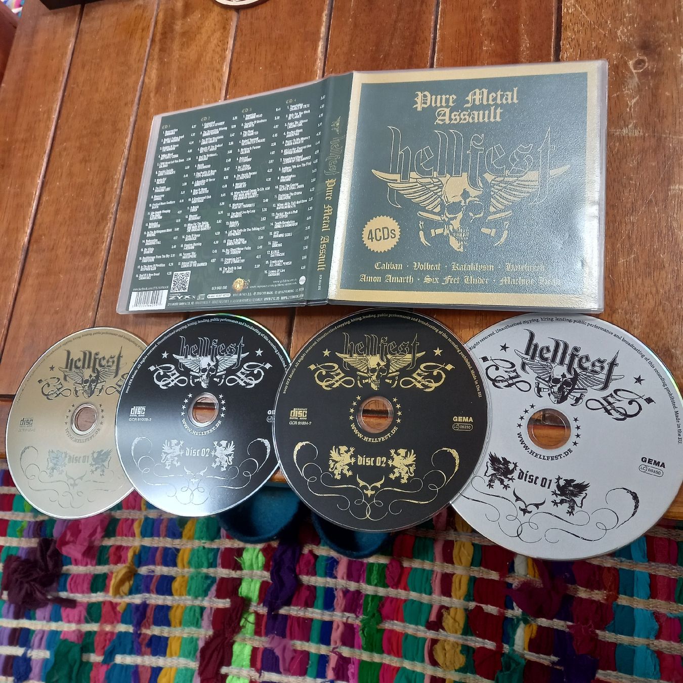 CD: hellfest - pure métal...(4 cd) – Usato da St-Cergue venduto da VeganWarrior
