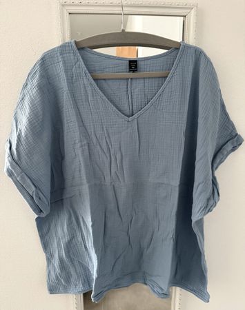 Tunika -Bluse Grösse 4XL. Musselin