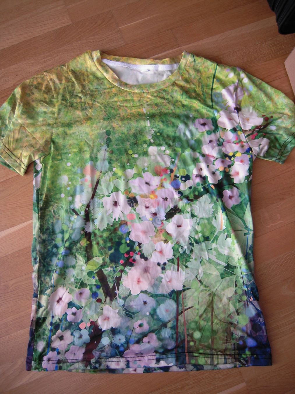 T-shirt: Neuwertiges T-Shirt Gr S – Nuovo (secondo la descrizione) da Uzwil venduto da visions77