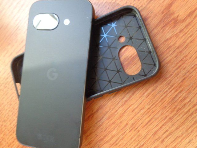 Google Portables: Google Pixel 9A 128GB Obsidian – D'occasion à Basel par rotblau2222 1