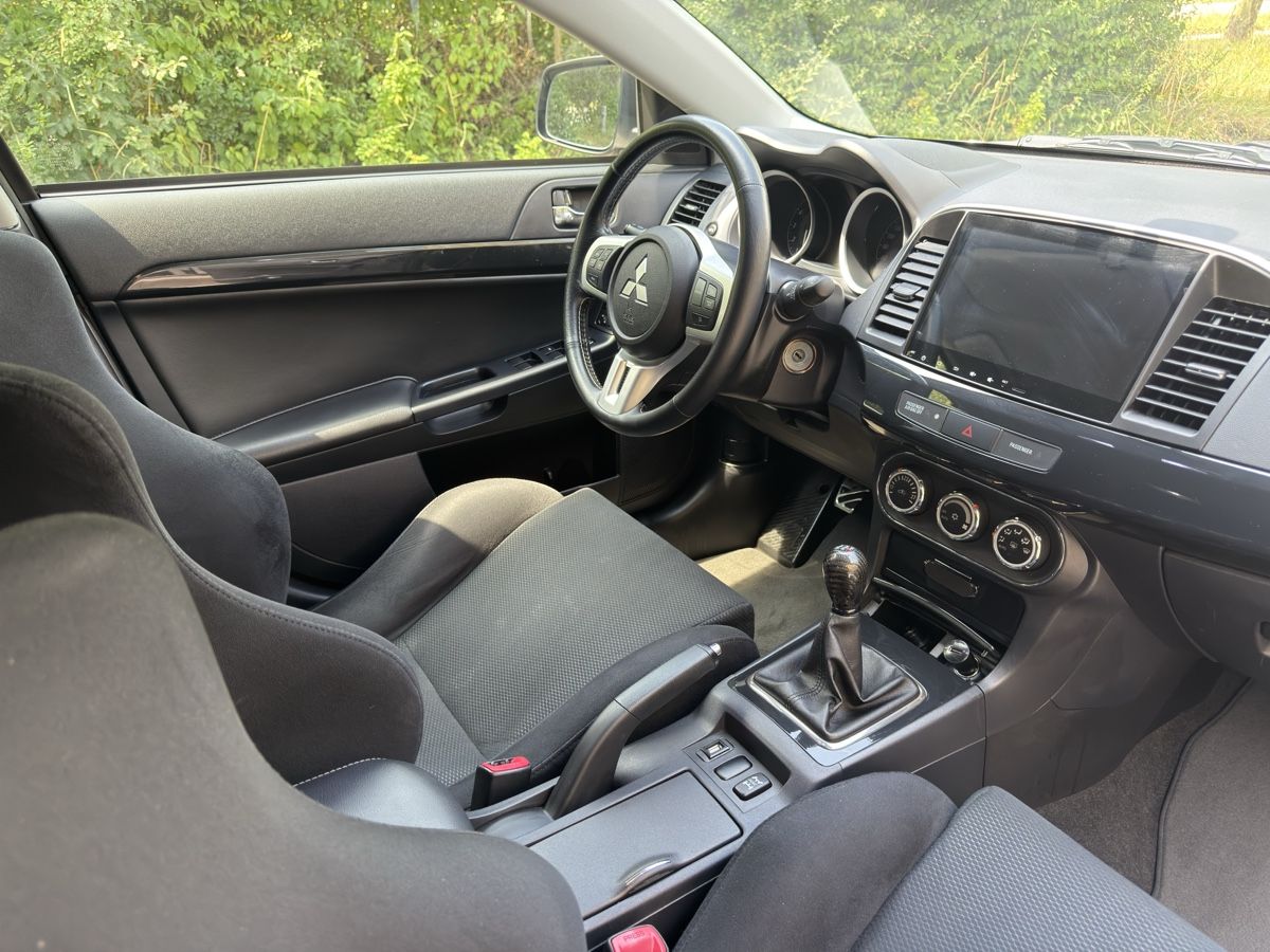 Mitsubishi Autos: Mitsubishi Lancer Evo 10 – D'occasion à Merishausen par Dueron 9