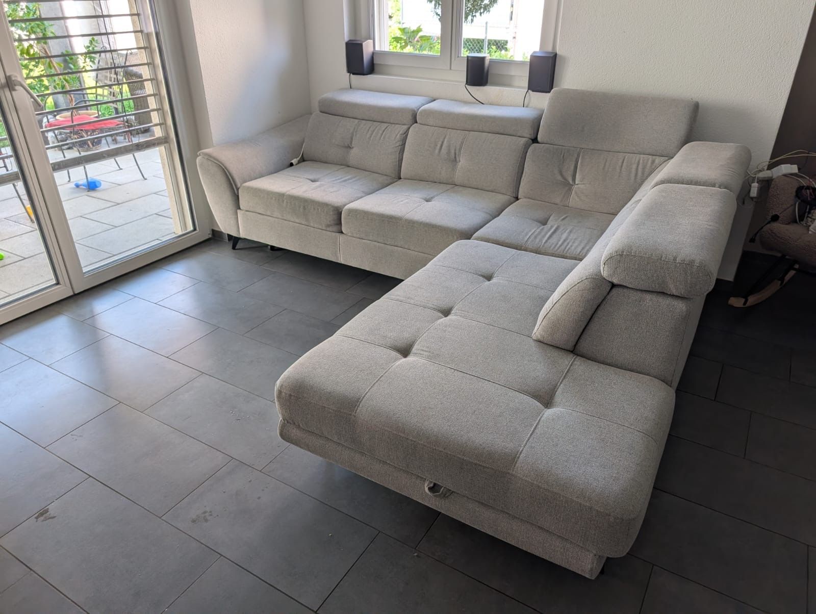 Conforama Sofas: Ecksofa mit Schlaffunktion und Stauraum – Gebraucht aus Höri von Riccik94 1