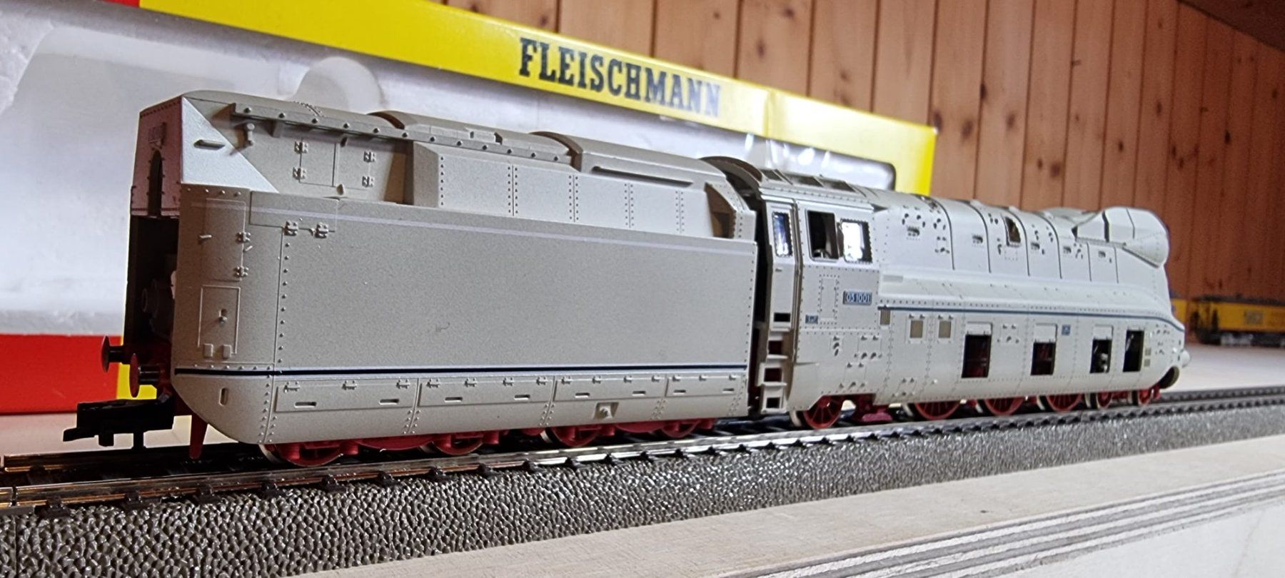 Fleischmann Modellini di ferrovie: BR 03 1001 grau Fleischmann – Usato da Sattel venduto da B7u 4