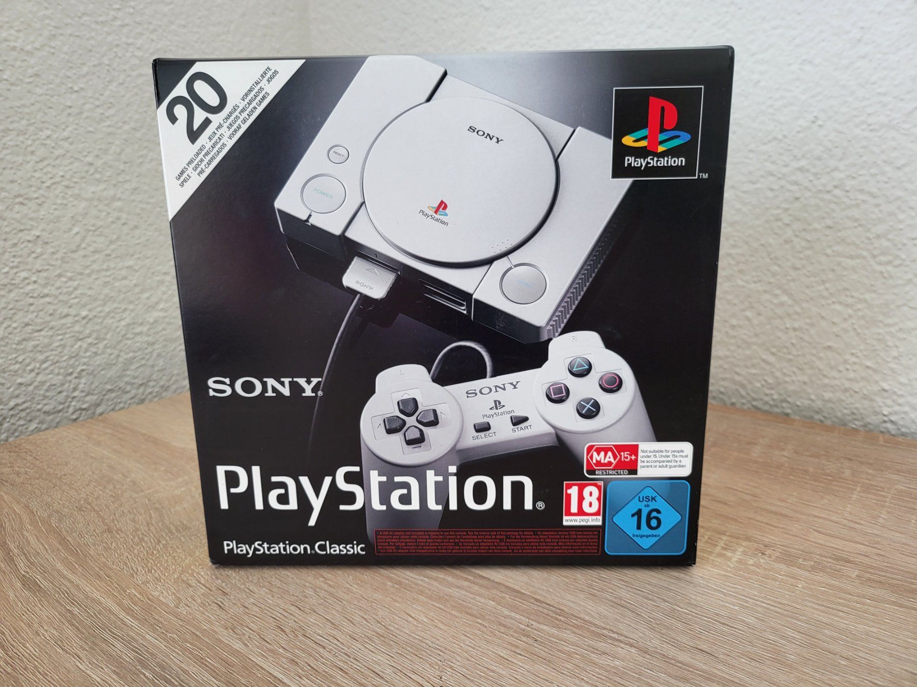 Sony Konsolen: Sony Playstation Classic mini/SEALED – Neu und originalverpackt aus Sursee von
