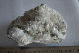 Nadelquarz Stufe Männlichen  BE 1kg  direkt TOPSTONE