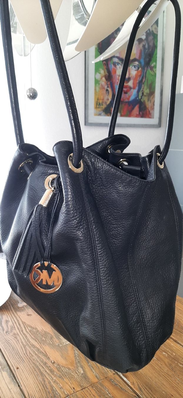 Michael Kors Borse da donna: Michael Kors Ledertasche Schwarz  – Usato da Uster venduto da kgw78 7
