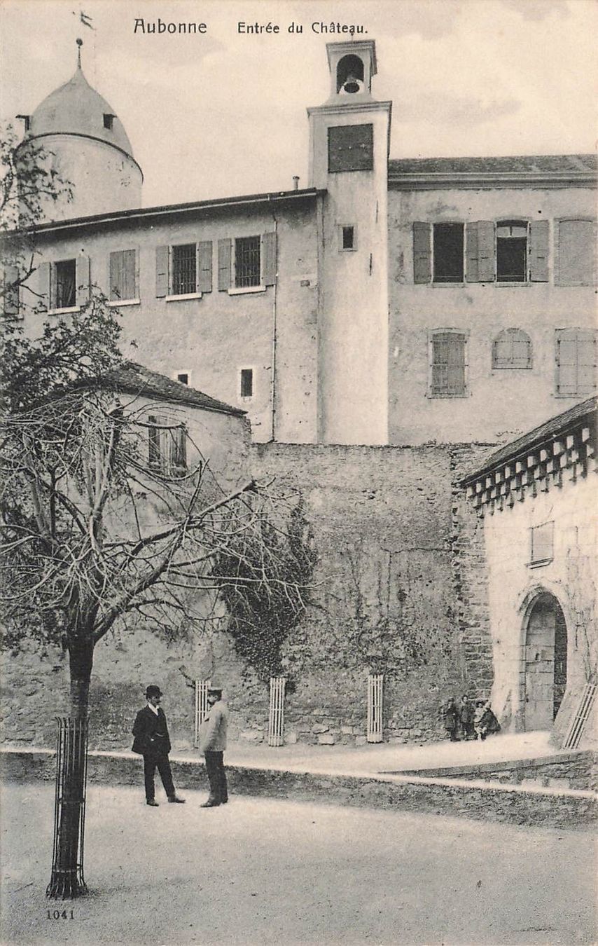 Ansichtskarten: Aubonne entre du château – Gebraucht aus Biasca von Blenio71