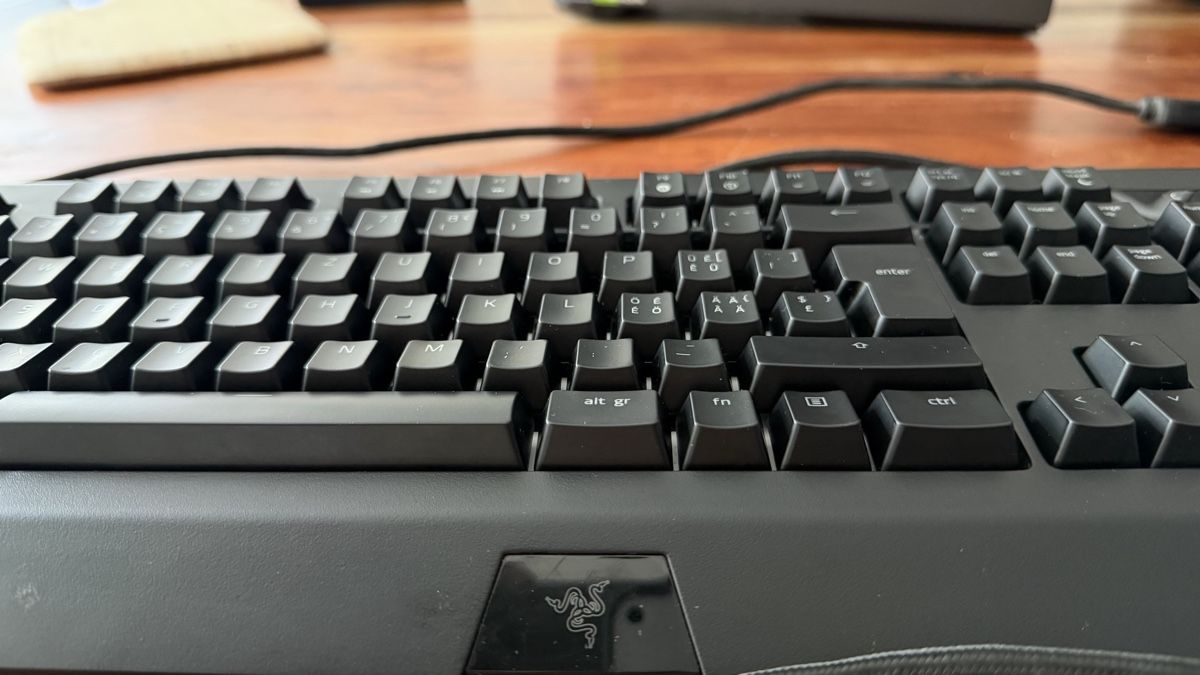Razer Tastiere: Razer BlackWidow Chroma V2 – Usato da Villars-sur-Glâne venduto da gau_8k9h 1