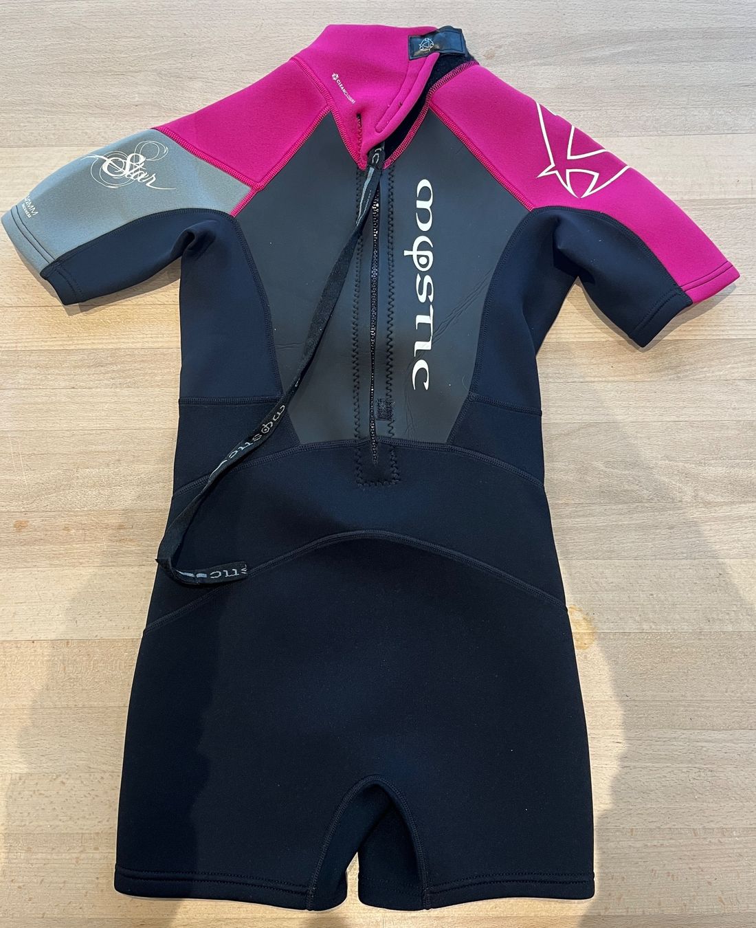 Completi & Tailleur: Neopren Daman Kurzarm mit Back-Zip > Grösse S – Usato da Schötz venduto da ceres2676 1