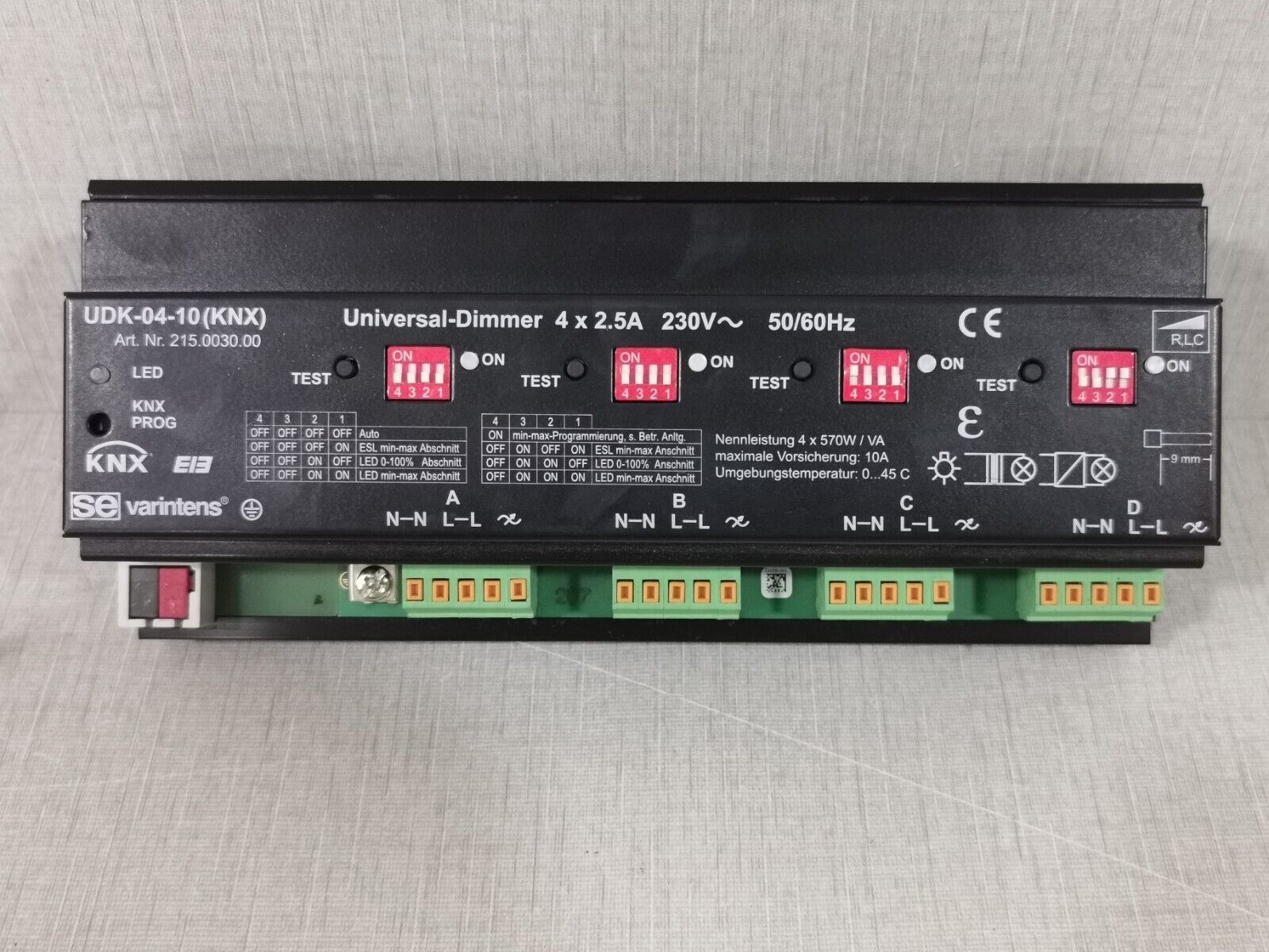 Interruttori: 4-fach Universal Dimmer – Nuovo (secondo la descrizione) da Uster venduto da lookandlisten 1