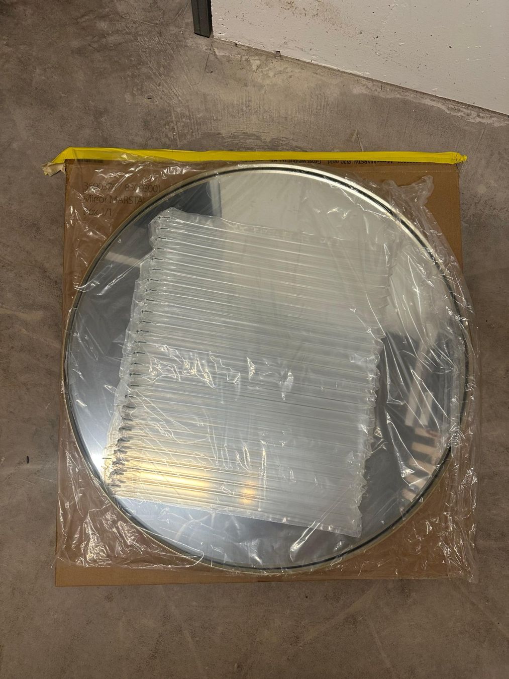Jysk Spiegel: Runder Spiegel Ø70 cm Gold – Neu und originalverpackt aus Würenlingen von sil_66xg 2